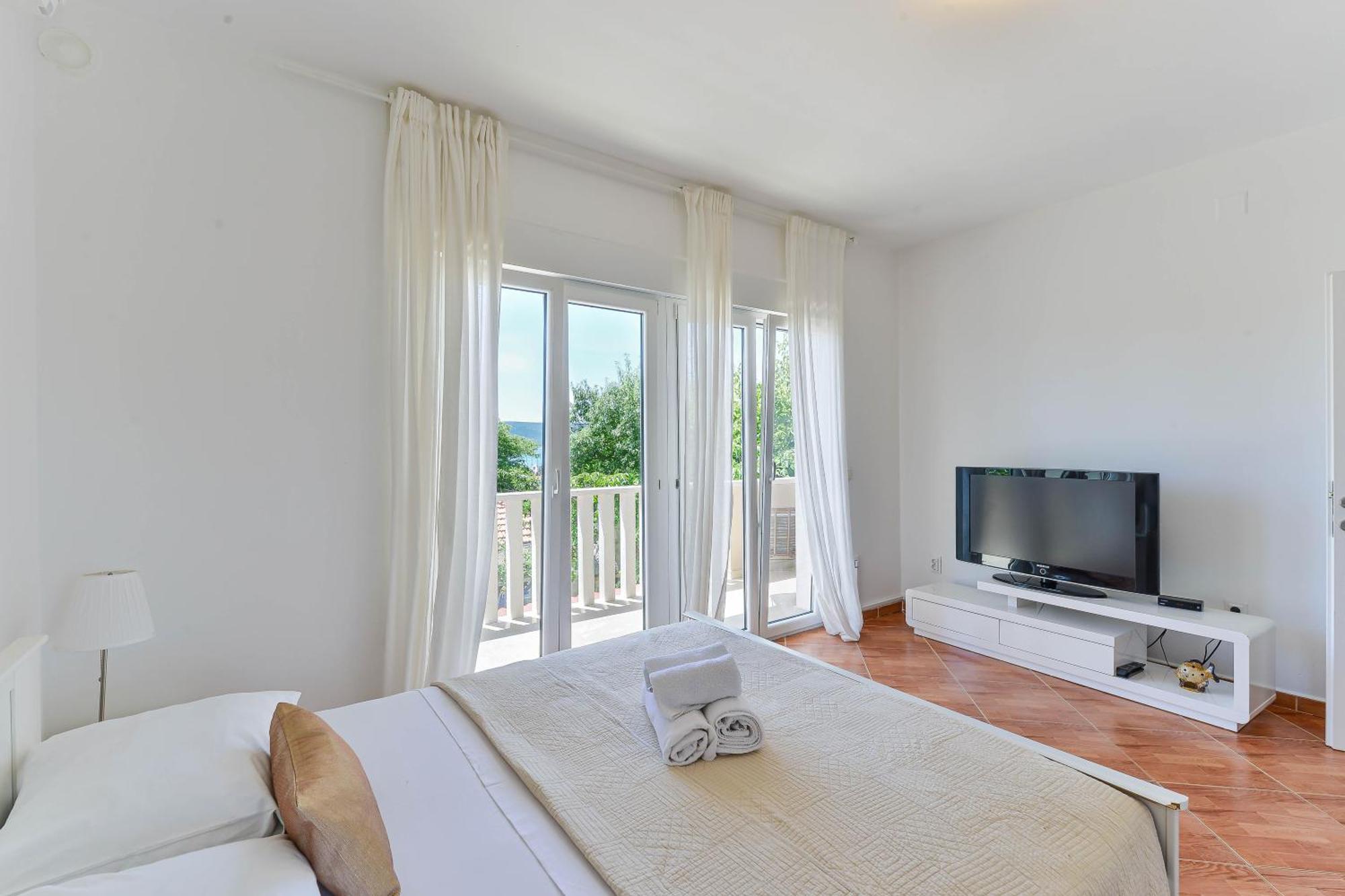 Kampanel Apartment *